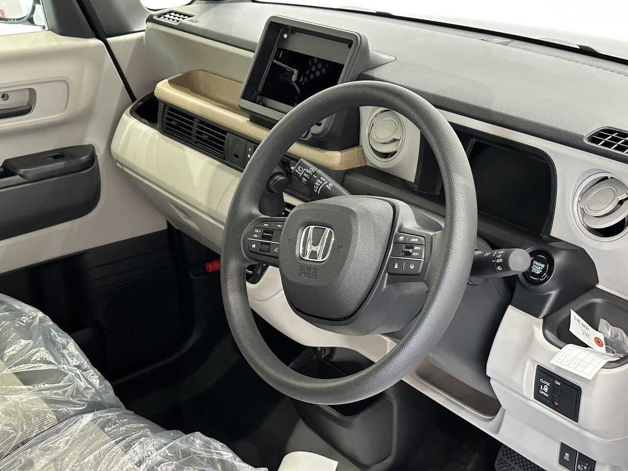 40053074-013.jpg