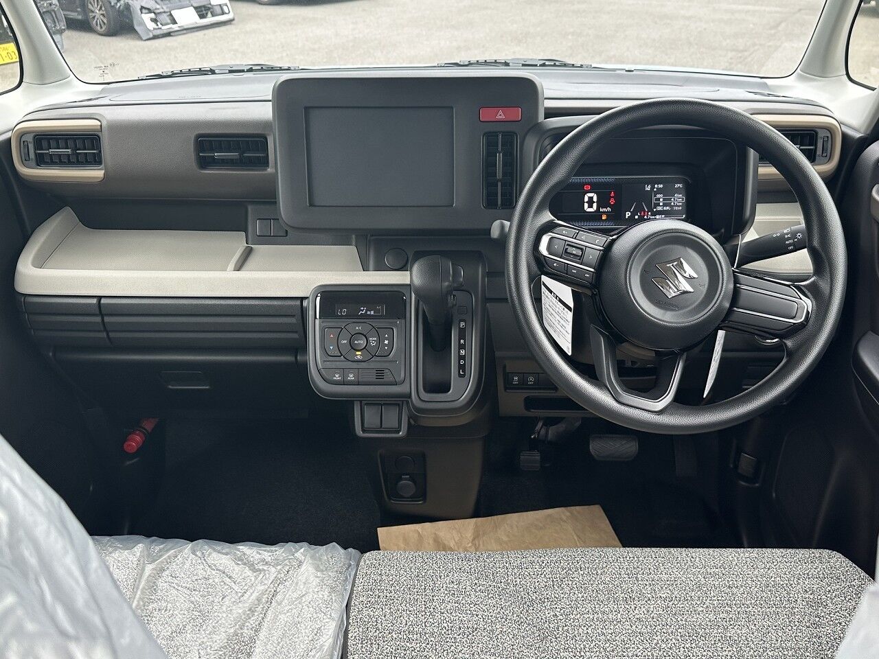 40055382-014.jpg