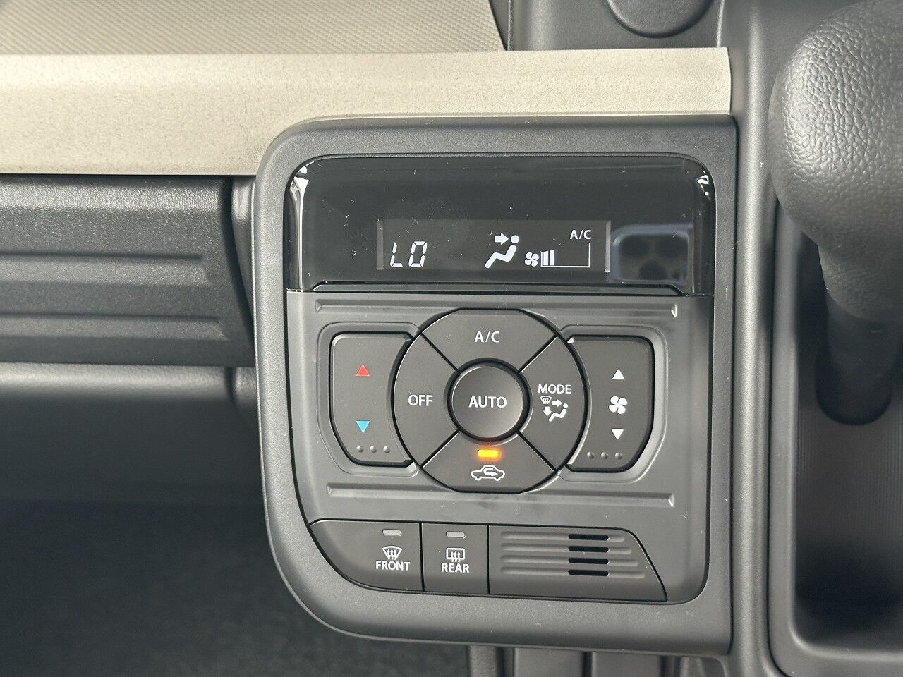 40055382-016.jpg