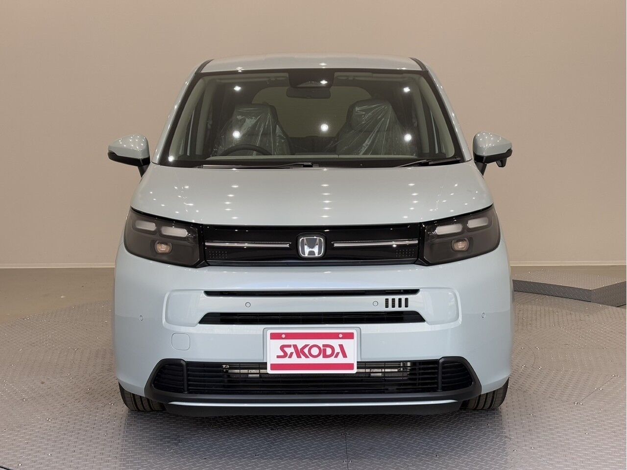 40055572-003.jpg