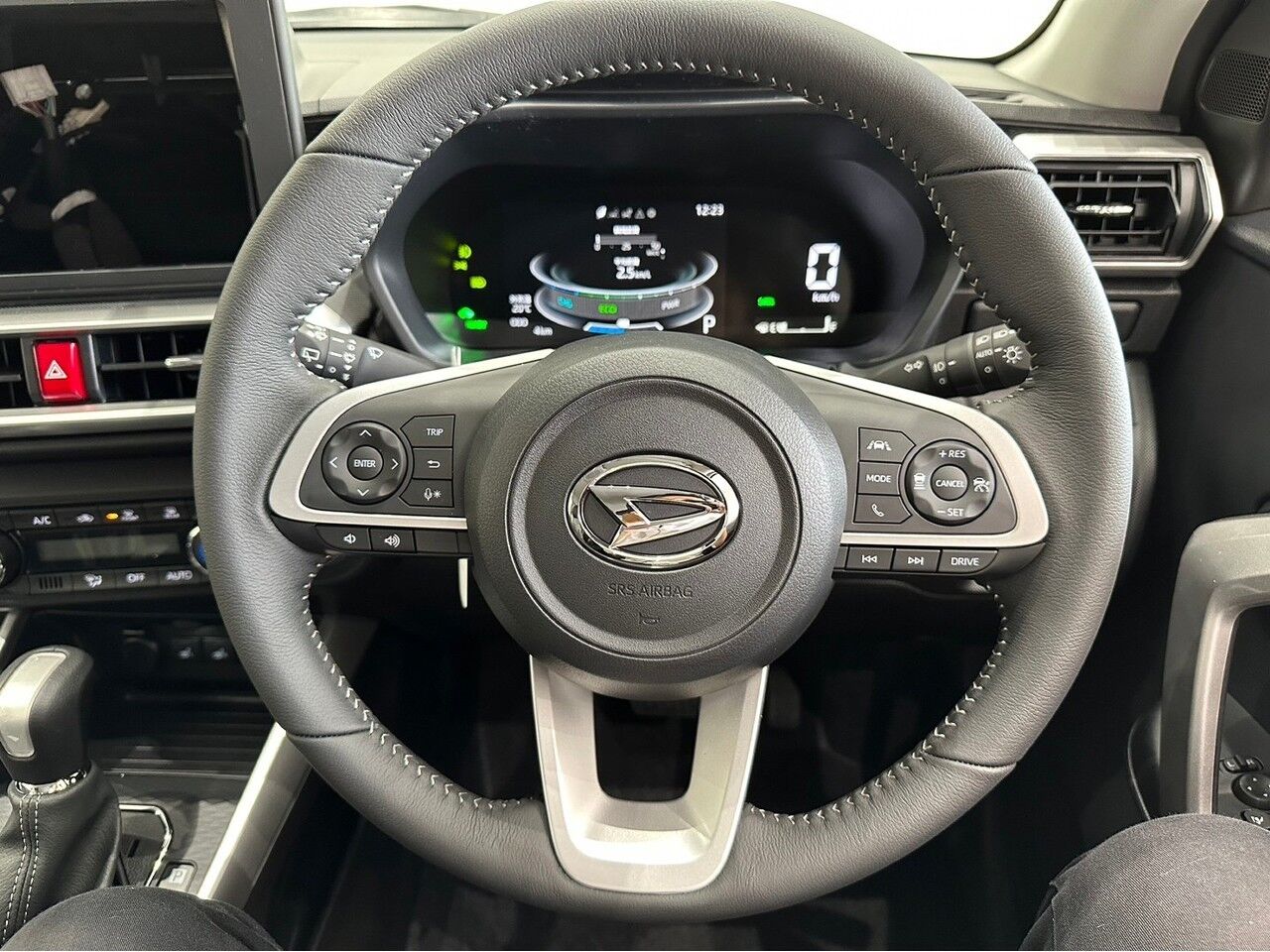 40055879-020.jpg