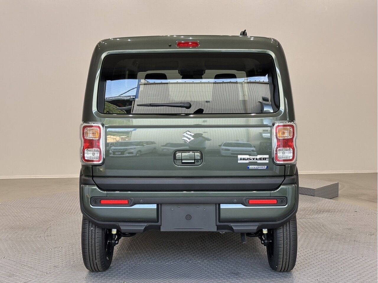 40057385-009.jpg