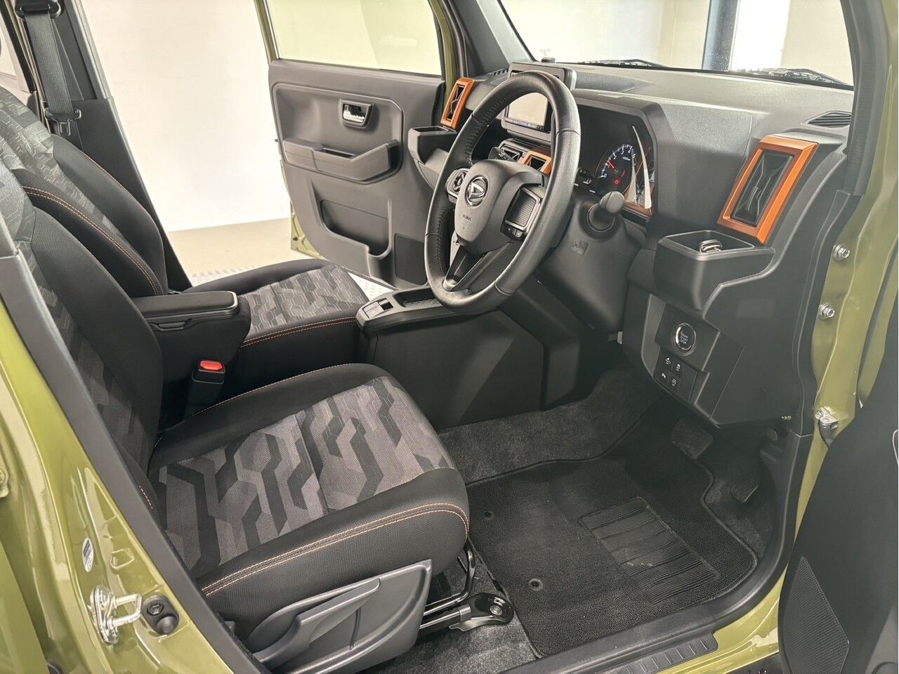 40057621-016.jpg