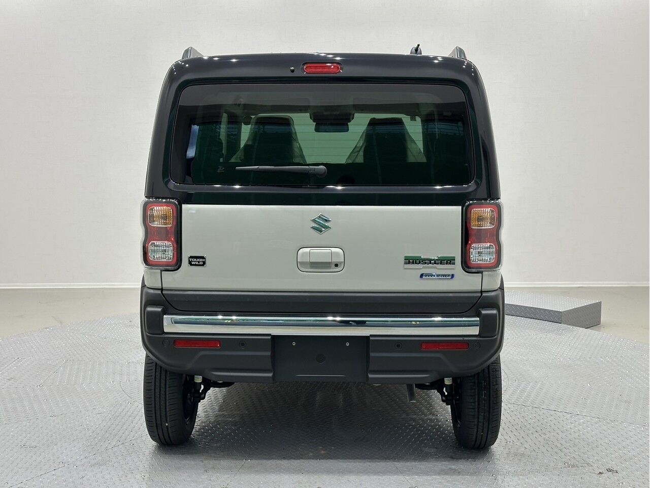 40058117-009.jpg