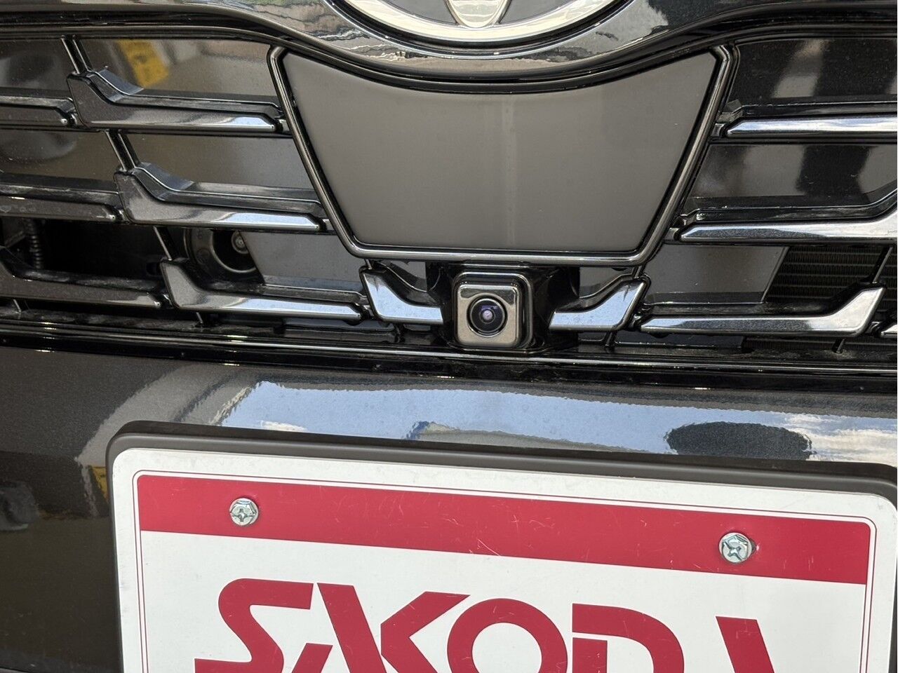 ヤリスクロス Z 8インチディスプレイオーディオ ブラックマイカの在庫