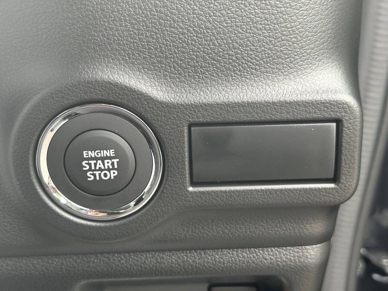 40059572-020.jpg