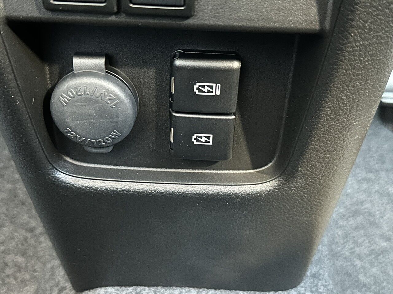 40059587-017.jpg