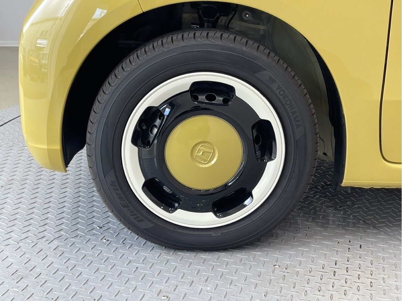 40060477-006.jpg