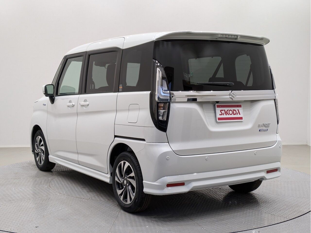 ソリオバンディット HYBRID MV ピュアホワイトパールの在庫情報 | 広島