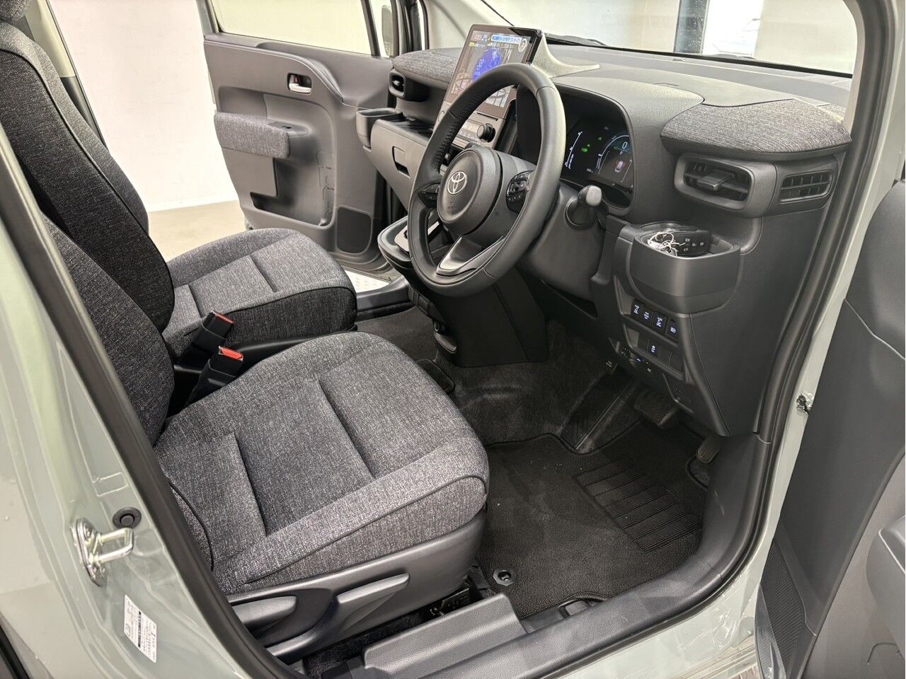 40061090-015.jpg