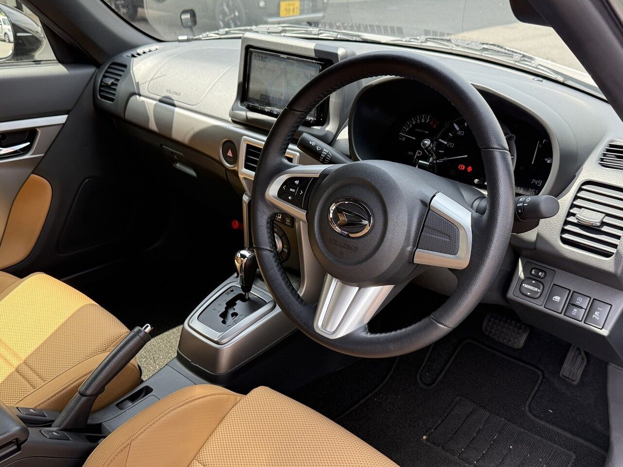40061487-013.jpg