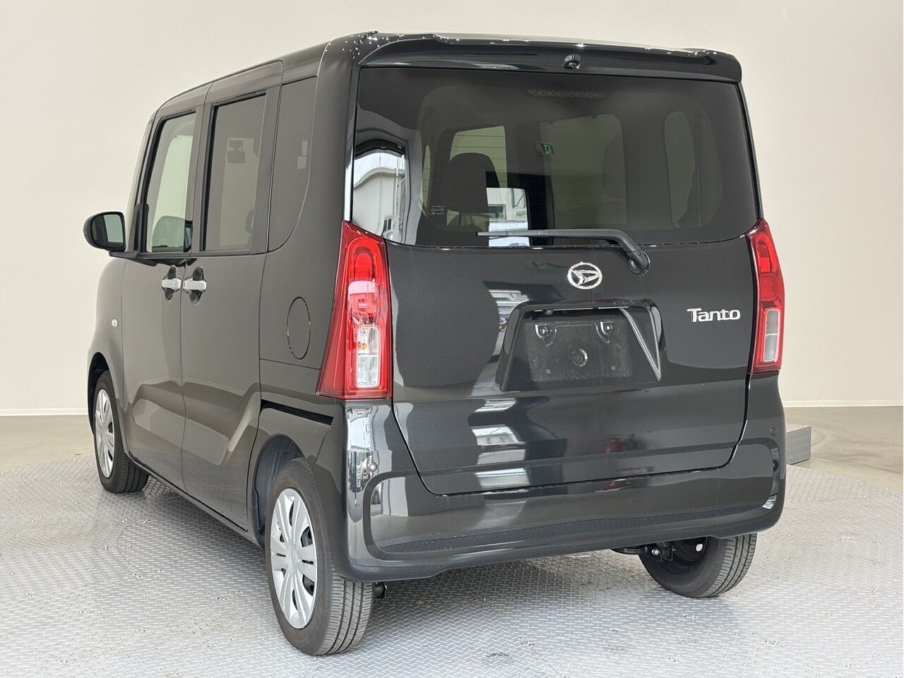 タント X ブラックマイカメタリックの在庫情報 | サコダ車輌グループ