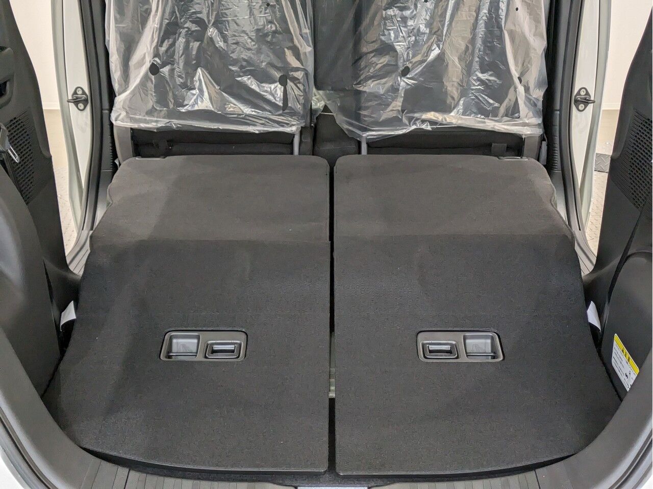 N-BOX CUSTOM R8/4/25〜 プラチナホワイト・パールの在庫情報 | 広島