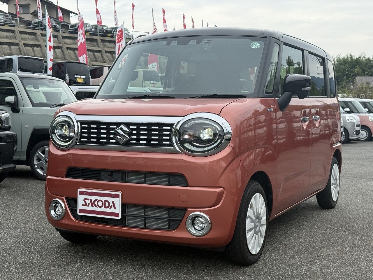 ワゴンRスマイル HYBRID X コーラルオレンジメタリック ブラウン2