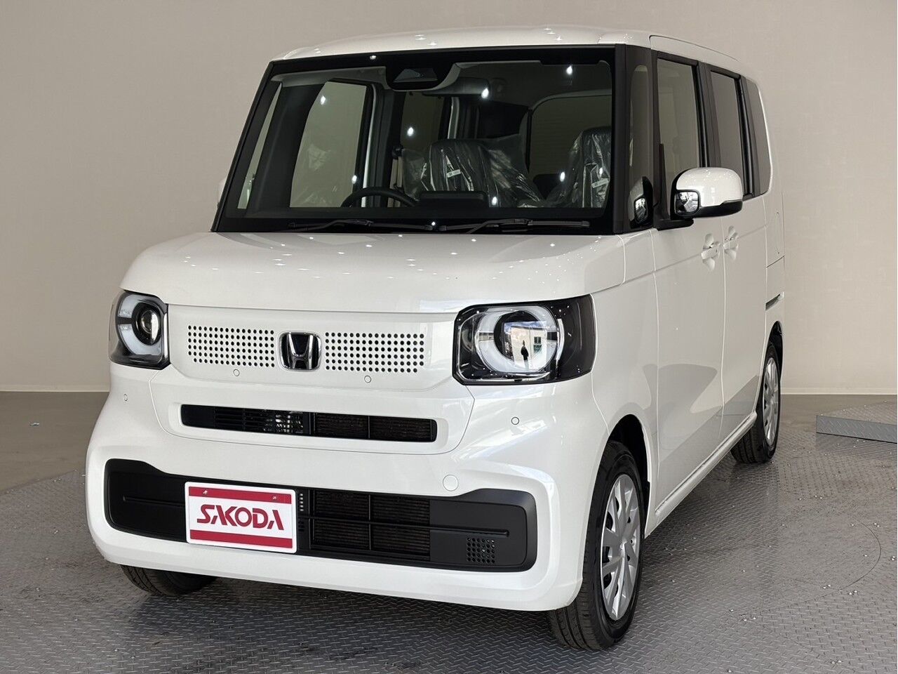 N-BOX ベース R8/4/25〜 プラチナホワイトパールの在庫情報 - 東広島で