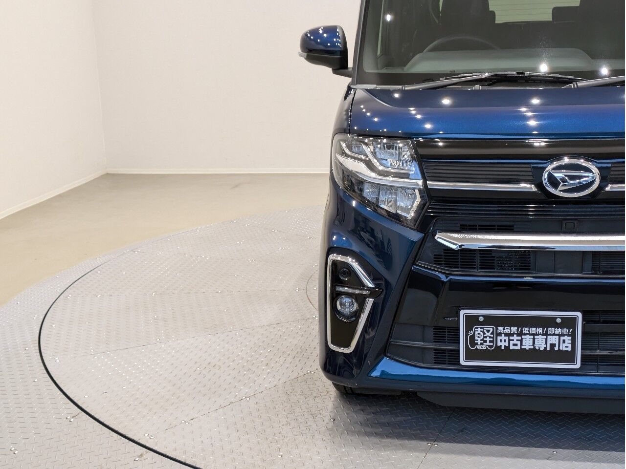 タント カスタムX レーザーブルークリスタルシャインの在庫情報