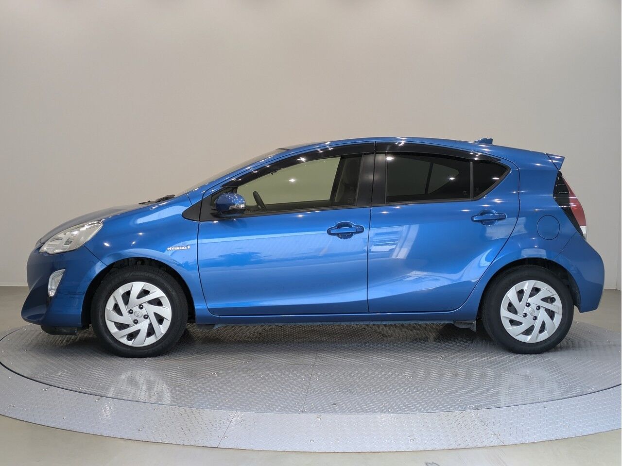 アクア G ブルーメタリックの在庫情報 | サコダ車輌グループ