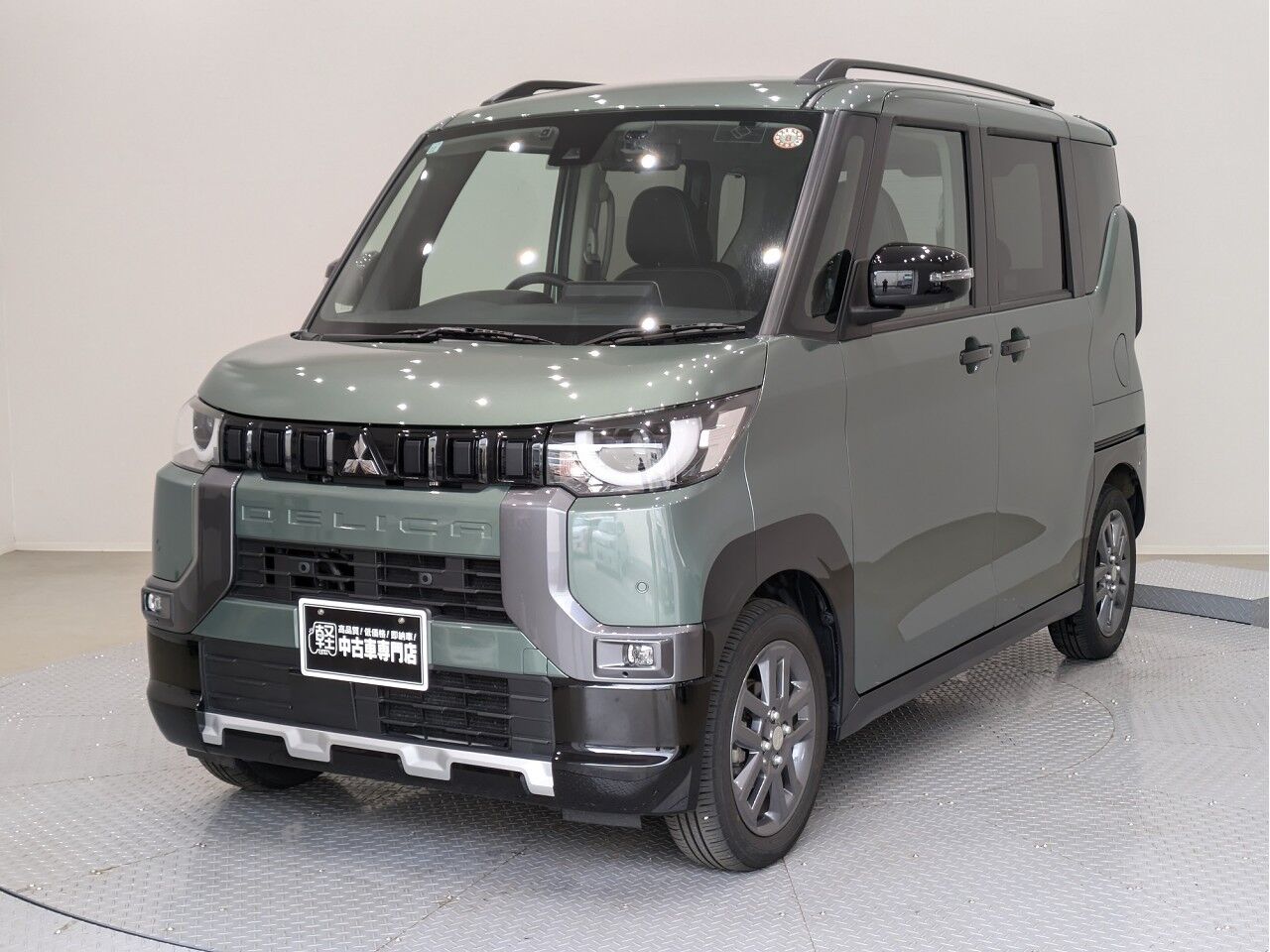 値下げ✨スタンダード ミニアトゥーラ/モスグリーンシルバー デリカミニ T Premium アッシュグリーンメタリックの在庫情報 | 広島