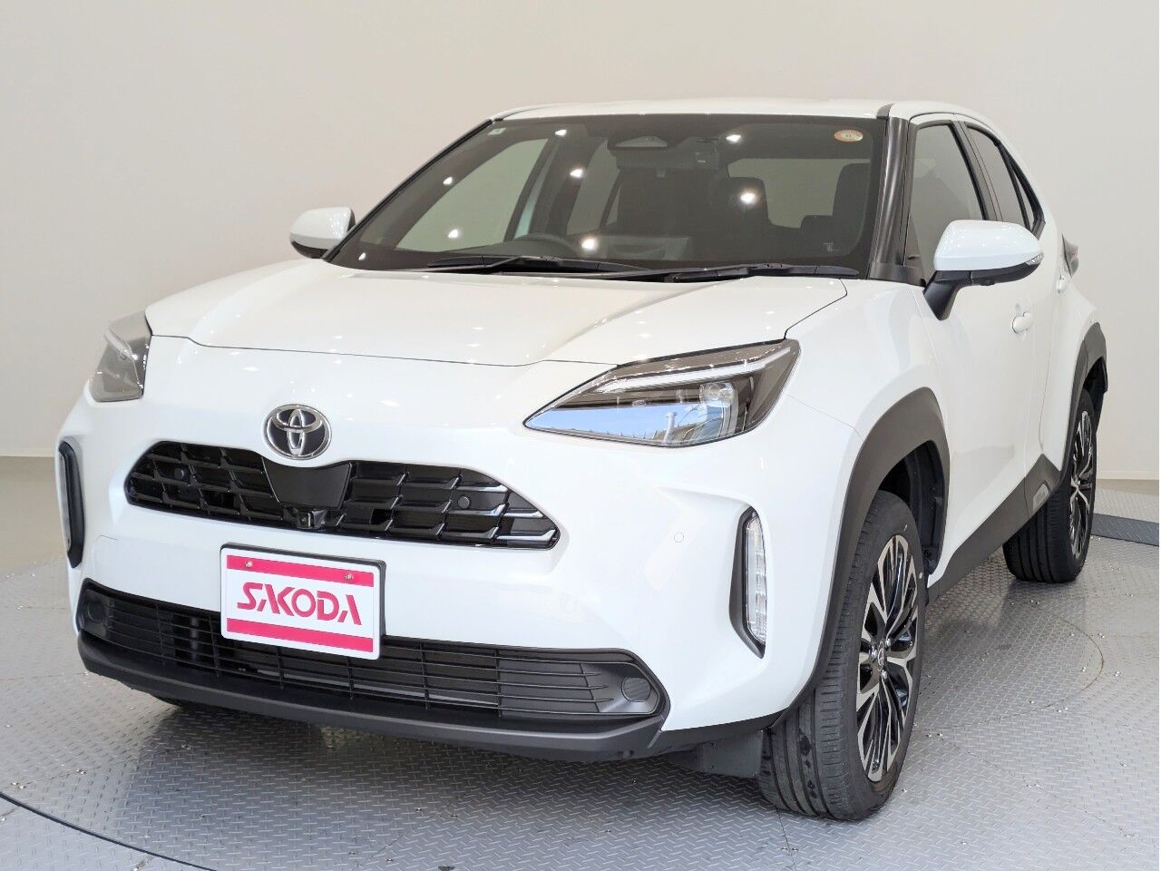 ヤリスクロス HYBRID Z プラチナホワイトパールマイカの在庫情報