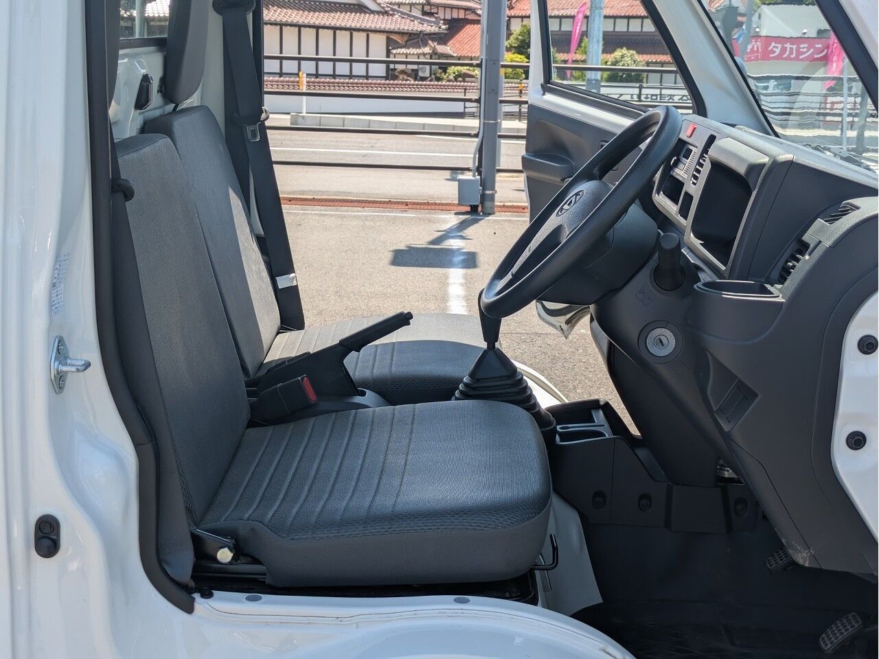 ハイゼットトラック スタンダード 4WD MT ホワイトの在庫情報 - 東広島