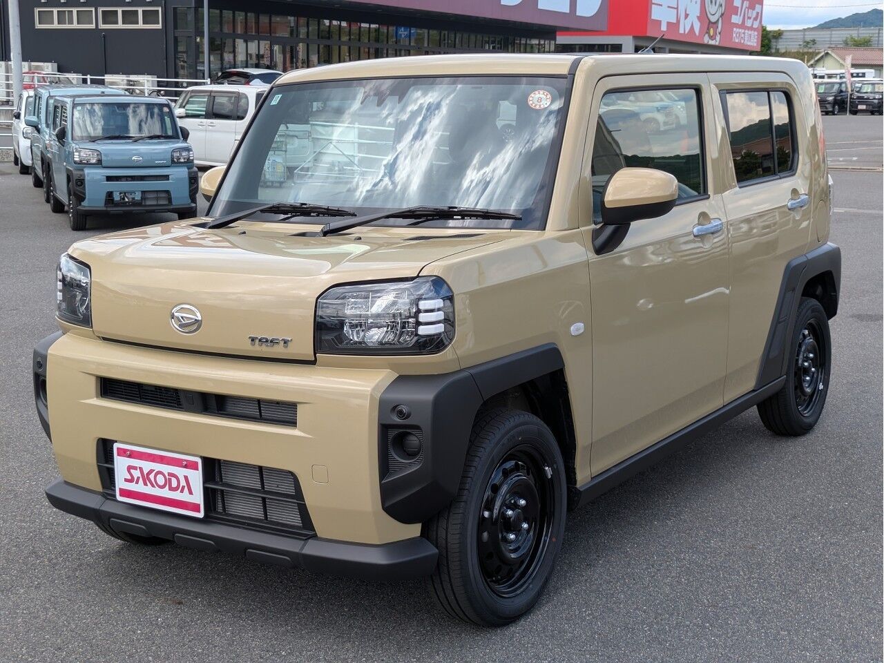 タフト X サンドベージュメタリックの在庫情報 - 東広島で軽自動車