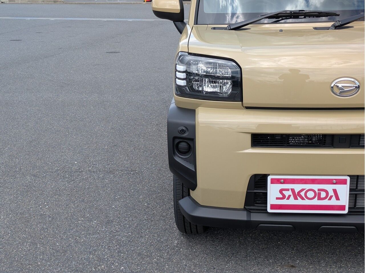 タフト X サンドベージュメタリックの在庫情報 - 東広島で軽自動車