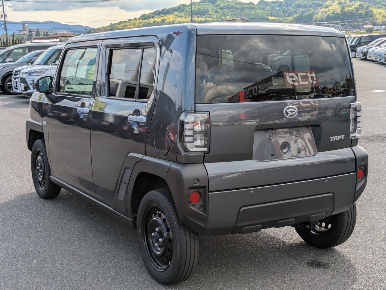タフト X クロムグレーメタリックの在庫情報 - 東広島で軽自動車・普通