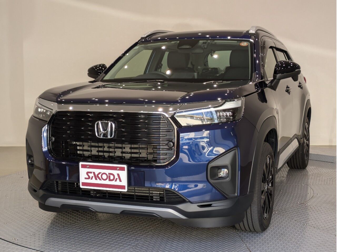WR-V Z+ BLACK STYLE オブシダンブルー・パールの在庫情報 - 【サコダ
