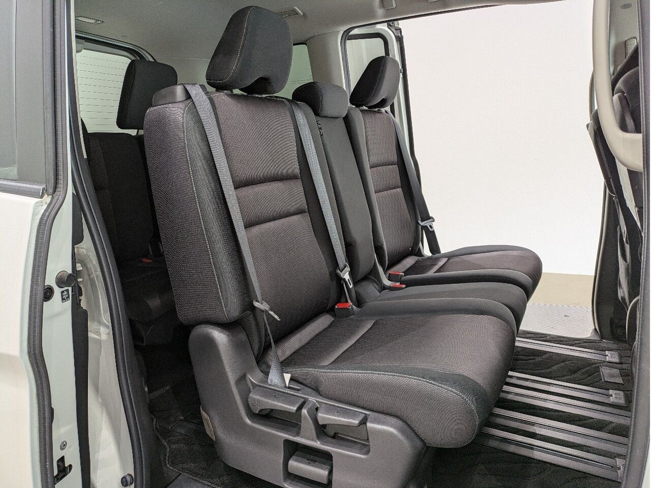 セレナ ハイウェイスター Vセレクション 白の在庫情報 - 【サコダ車輌